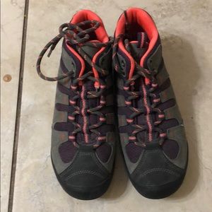 Clark’s ortholite sneaker